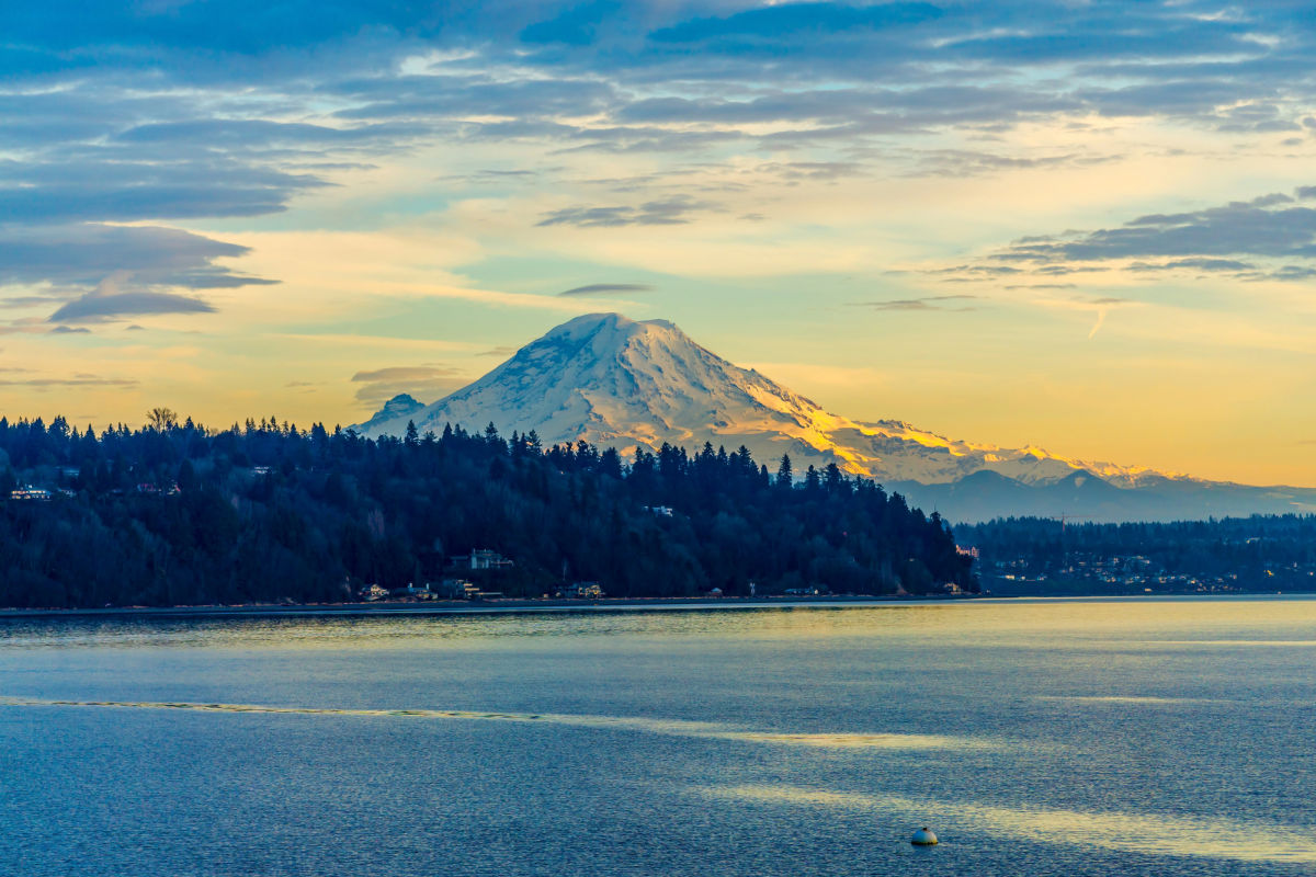 Image of a "lonely mountain", a metaphorical reference to the startup Erebor stock. Monitor this web page as the company approaches the potential Erebor IPO. 